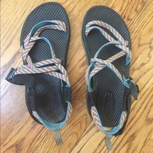 fiesta rainbow Chaco’s